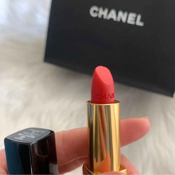 New/unused Red CHANEL Rouge Allure Lipstick - Picture 2 of 6